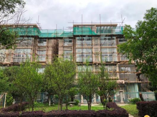 外墻過了保修期脫落怎么辦?誰來維修?看蘇州常熟一小區“補墻”優秀示范