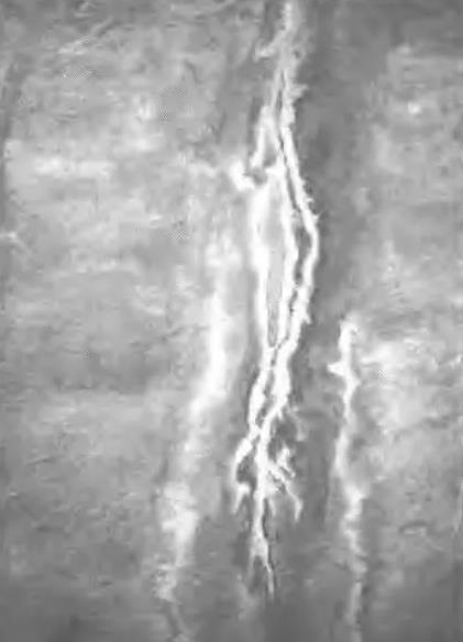 建筑混凝土裂縫可以自己愈合嗎?